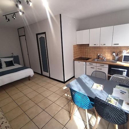 Apartmán Latre Freres Location Lurdy Exteriér fotografie