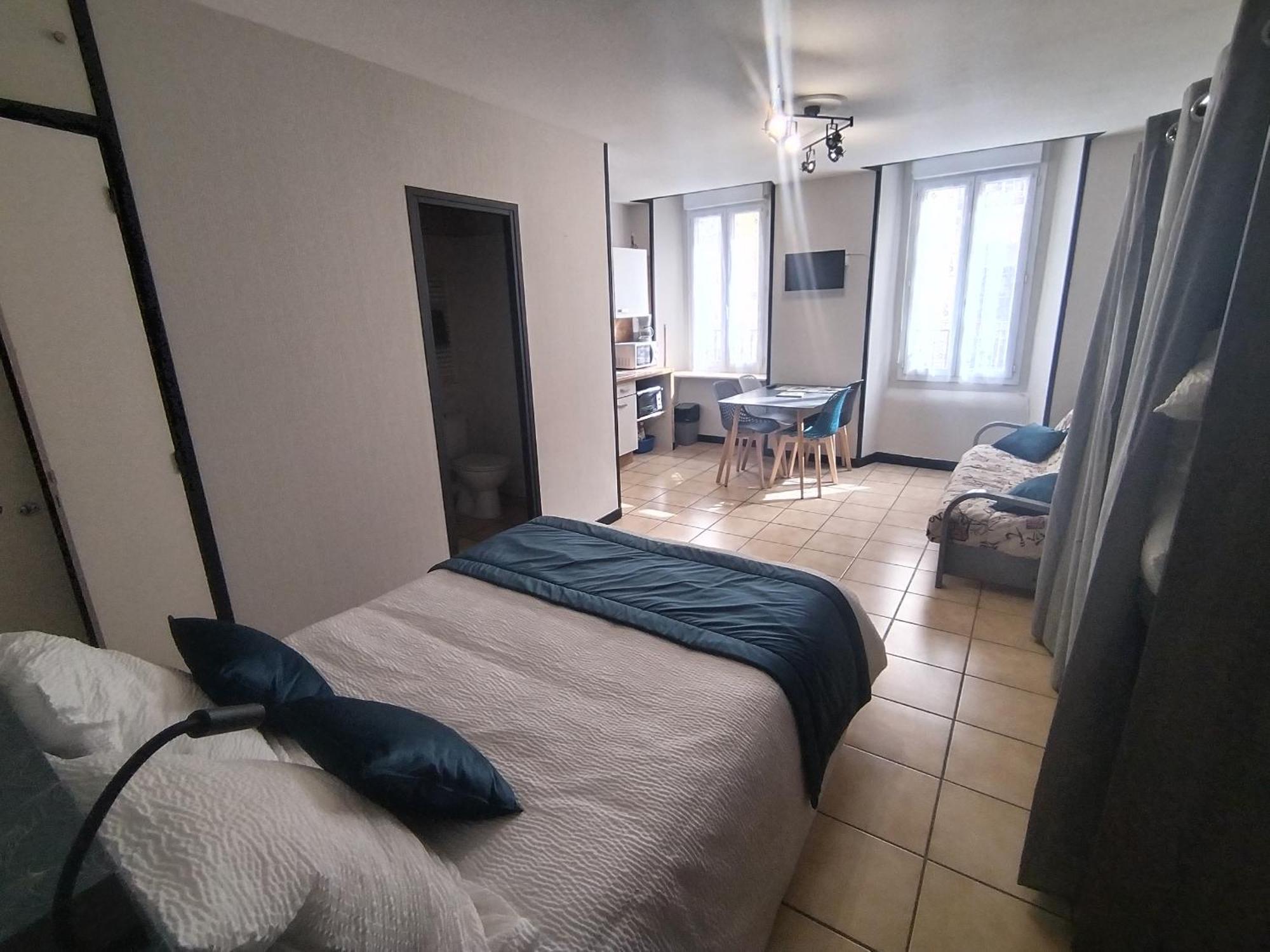 Apartmán Latre Freres Location Lurdy Exteriér fotografie